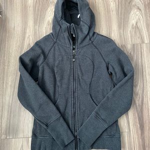 Lululemon hoodie size 6